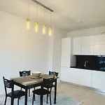 View Premium Lejlighed